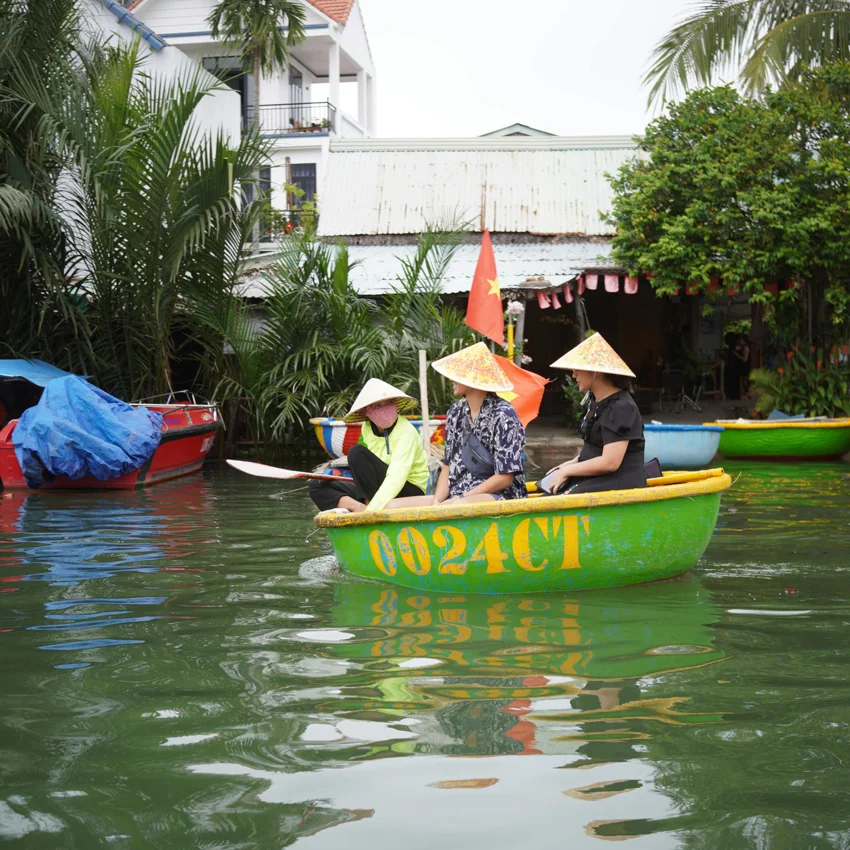 hoi an basket boat ride spinning in coconut village