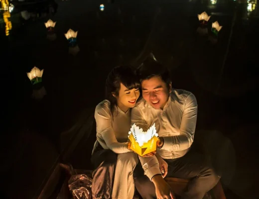Hoi An lantern boat price night river with colorful lanterns