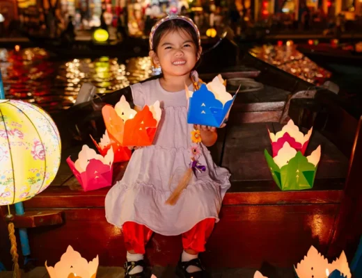 lantern-boat-hoi-an-worth-it-experience.jpg