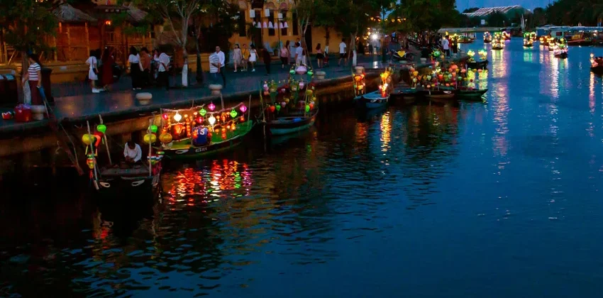 Hoi An local experience in ancient town with lanterns and traditional architecture