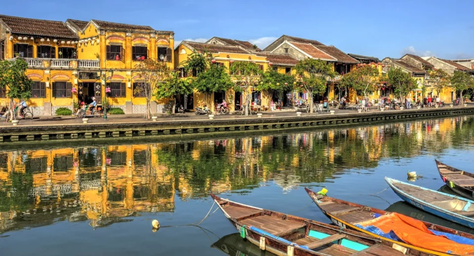 Hoi An Old Town lanterns and river view at sunset showing overall travel experience
