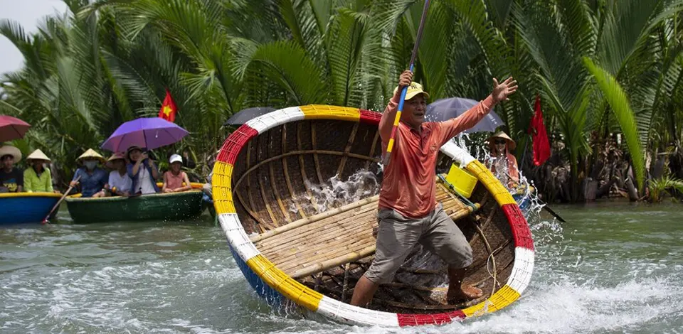 basket boat performance areas in hoi an in Hoi An Vietnam
