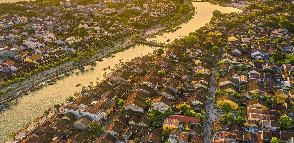 best lantern boat hoi an in Hoi An Vietnam