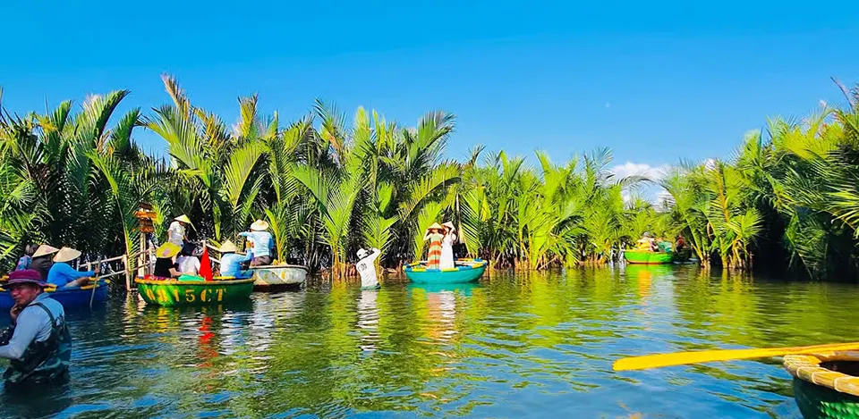 best photo spots in coconut forest hoi an in Hoi An Vietnam
