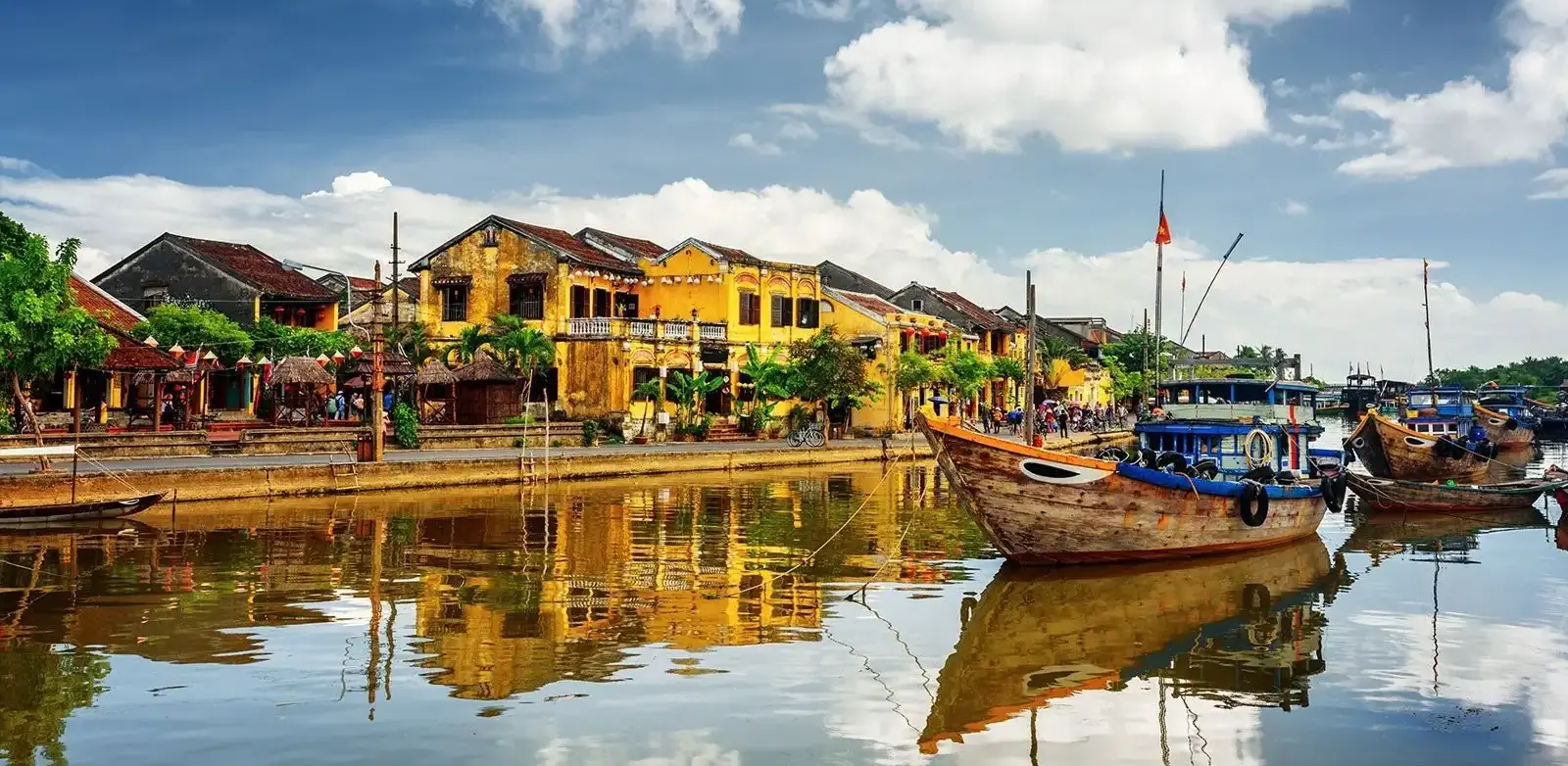 can you swim in hoi an river in Hoi An Vietnam