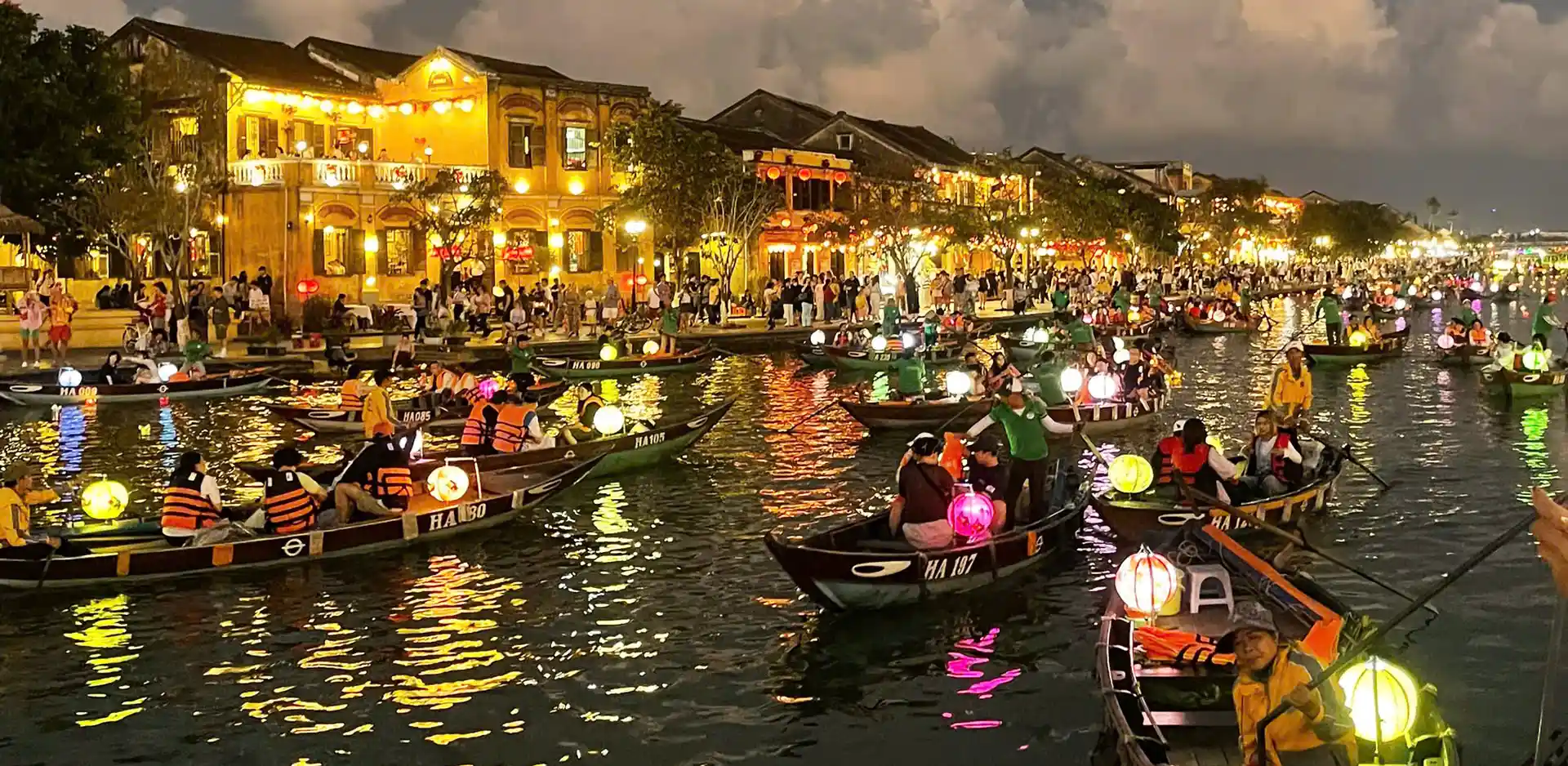 can you walk in hoi an at night in Hoi An Vietnam