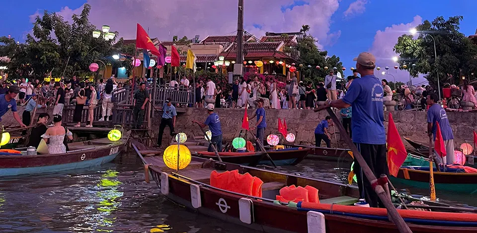hoi an boat ride at night a complete experience guide in Hoi An Vietnam