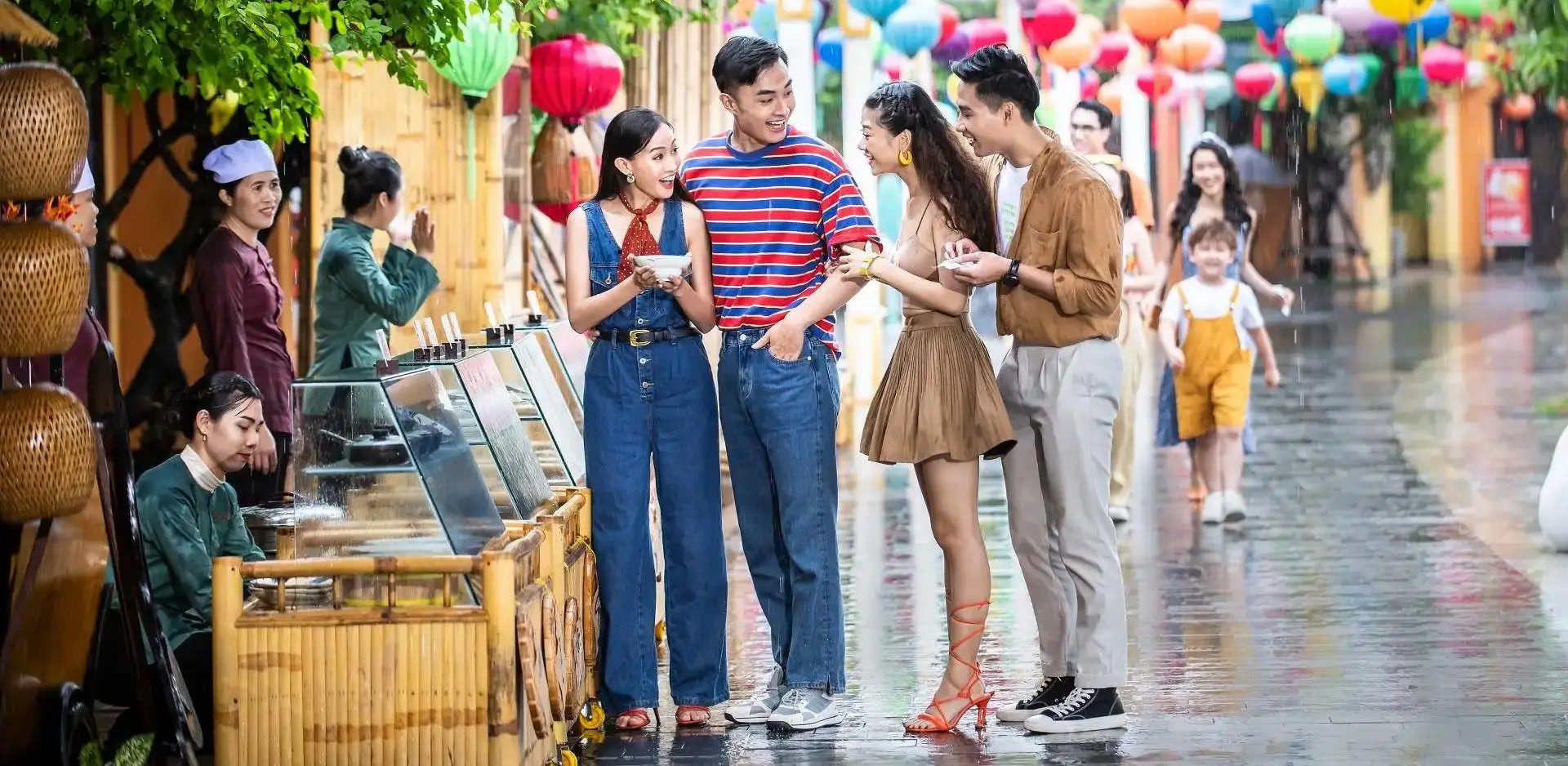 hoi an dress code temples in Hoi An Vietnam