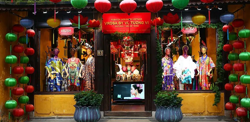 hoi an lantern reflection spots you must visit in Hoi An Vietnam