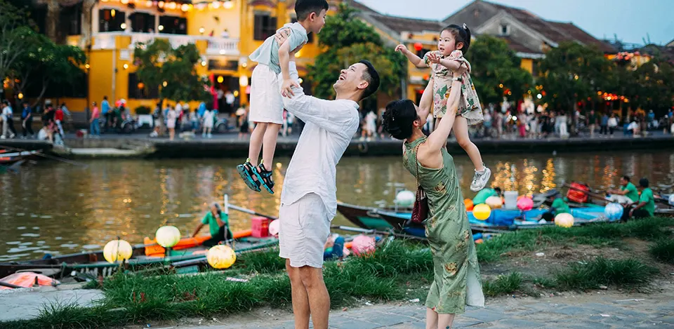 hoi an lantern river route where boats go in Hoi An Vietnam