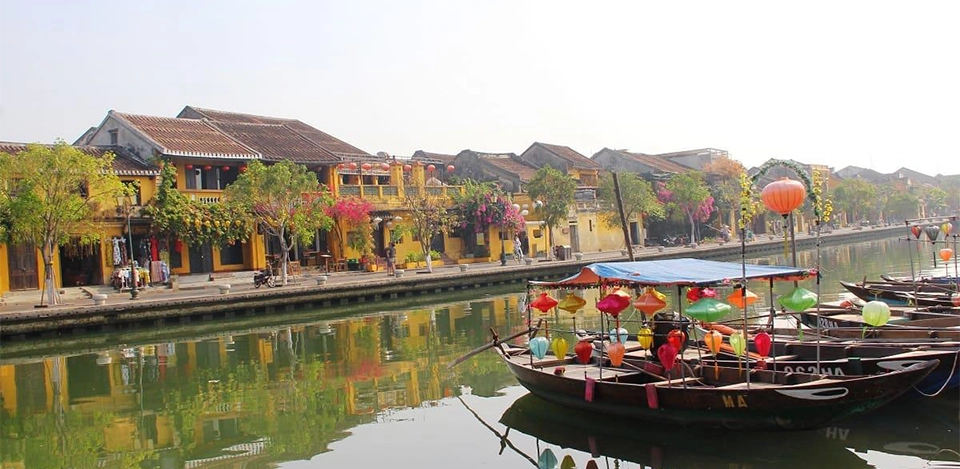 hoi an river boat ride in Hoi An Vietnam