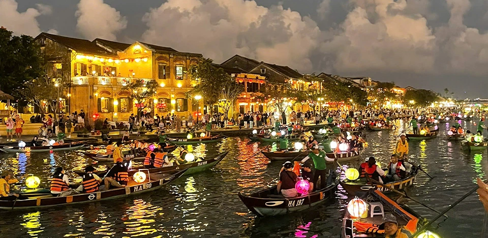 things to do at night hoi an in Hoi An Vietnam